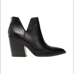 Steve Madden Alyse V side Booties